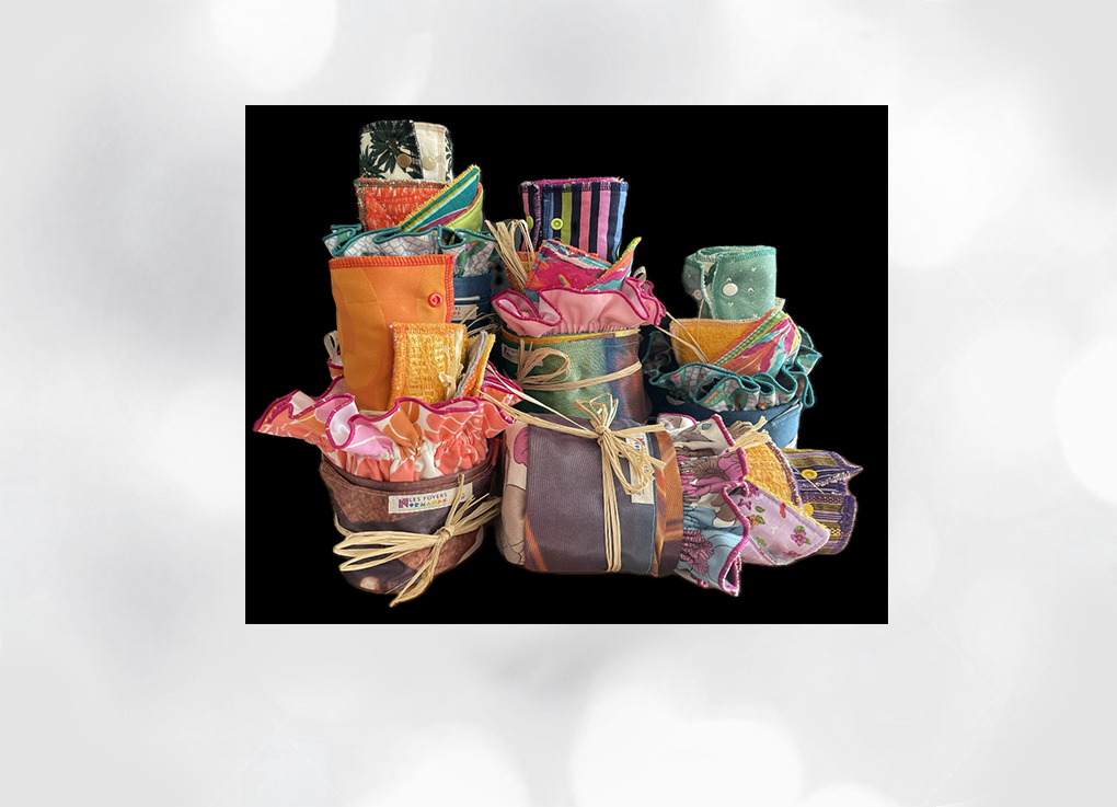 Photo représentant plusieurs kit zéro déchets issus de nos produits upcycling. En vente à La Boîte à Idées à Colombelles.